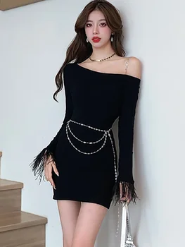 2023 Preto Chique Off Ombro Cadeia Funda Mini Vestido coreano Elegante, Sexy Clube de Vestido das Mulheres de Outono Inverno Vintage Vestidos Bodycon